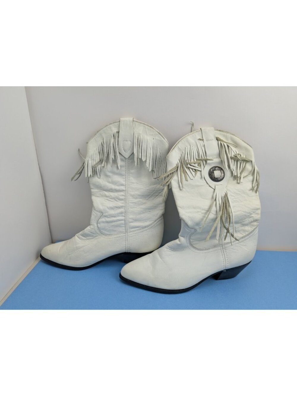 UNUSED Vintage Womens Acme White Leather Cowboy Riding Boots Size 7.5 RARE